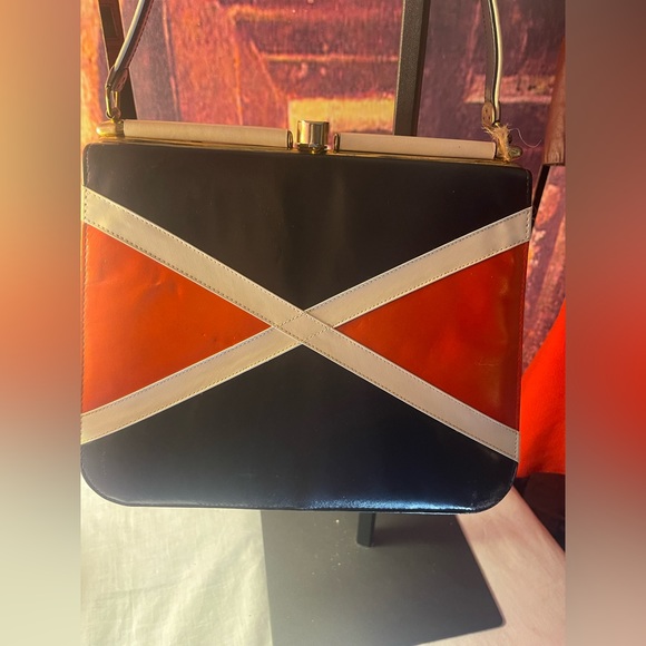 Red, White , & Blue hand bag - Picture 4 of 4